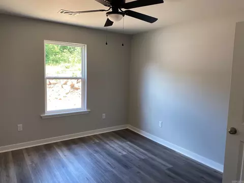 Bedroom - 518 Crepe Myrtle Lp, Cabot, AR 72023 photo 1 of 8