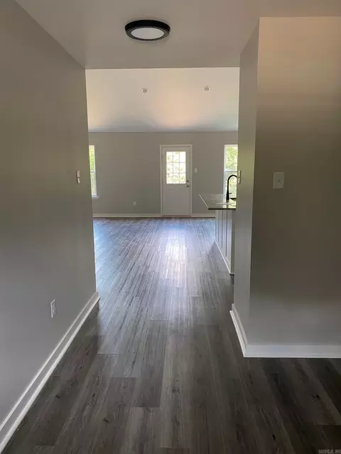 Entry Way - 518 Crepe Myrtle Lp, Cabot, AR 72023 photo 1 of 2