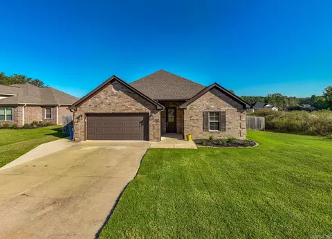 5008 Clover Brook Dr, Bryant, AR 72022 photo 1