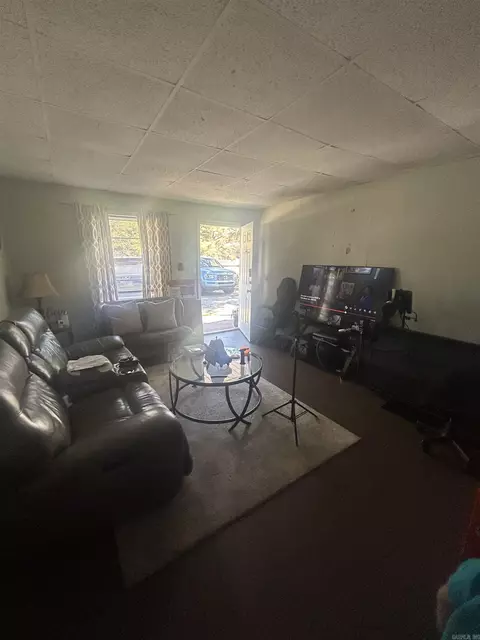Living - 3 Black Rd, Conway, AR 72032 photo 2 of 2