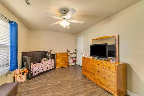 Bedroom - 137 Harvick Cir, Cabot, AR 72023 photo 1 of 5