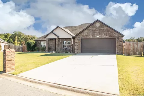Exterior - 137 Harvick Cir, Cabot, AR 72023 photo 2 of 9