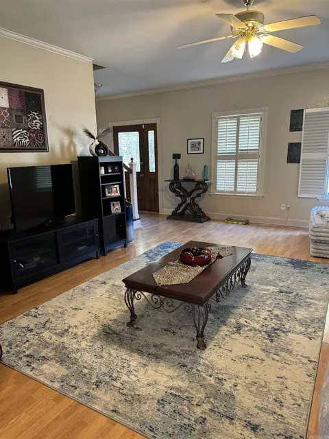 214 Sidney St, White Hall, AR 71602 photo 4
