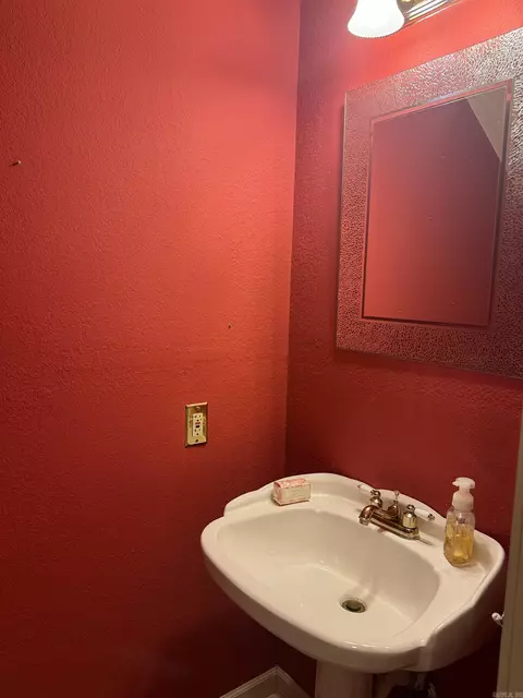 214 Sidney St, White Hall, AR 71602 photo 7