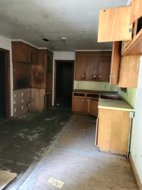 Kitchen - 3406 Lilac, Pine Bluff, AR 71603 photo 1 of 2