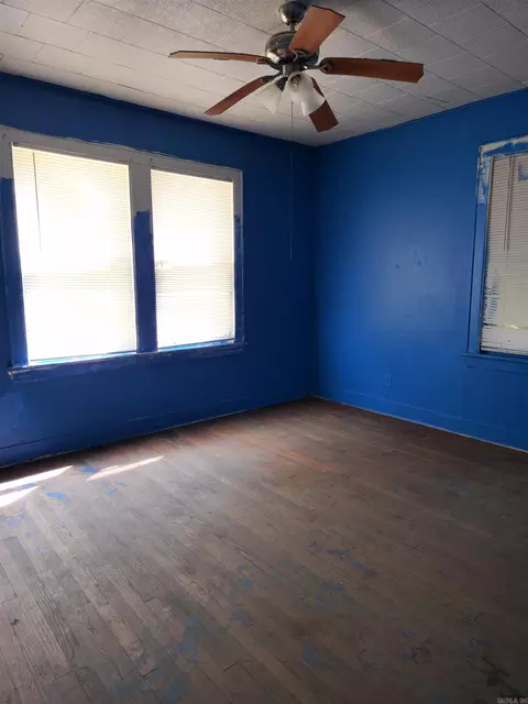 Bedroom - 210 W 18th Ave, Pine Bluff, AR 71603 photo 3 of 3
