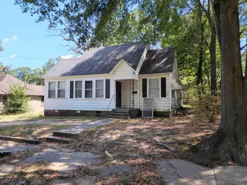 210 W 18th Ave, Pine Bluff, AR 71603