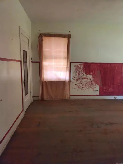Bedroom - 210 W 18th Ave, Pine Bluff, AR 71603 photo 1 of 3