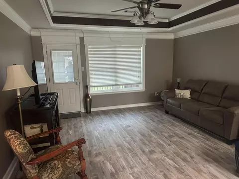 Living - 15 Farrah Dr, Ward, AR 72176 photo 2 of 3