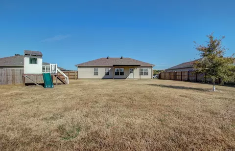 Exterior - 61 Willow Lake Dr, Ward, AR 72176 photo 3 of 4