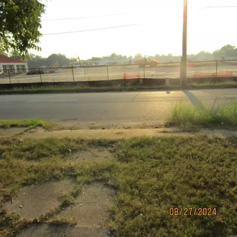 1019 S Olive St, Pine Bluff, AR 71601 photo 2