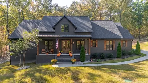 4233 Brody Xing, Benton, AR 72015 photo 1