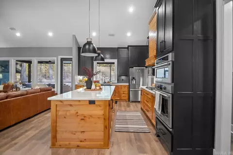 4233 Brody Xing, Benton, AR 72015 photo 14