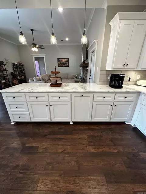 10 Cedar Brook Cv, Austin, AR 72007 photo 8