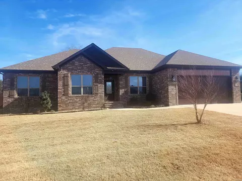 Exterior - 225 Mayberry Dr, Cabot, AR 72023 photo 1 of 7