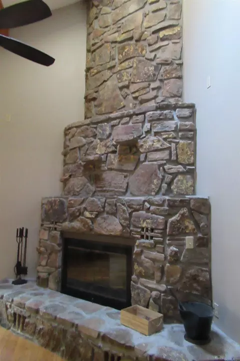 102 Silver Fox Ct, Romance, AR 72136 photo 17