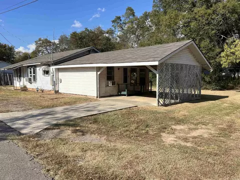 434 2nd St, Glenwood, AR 71943