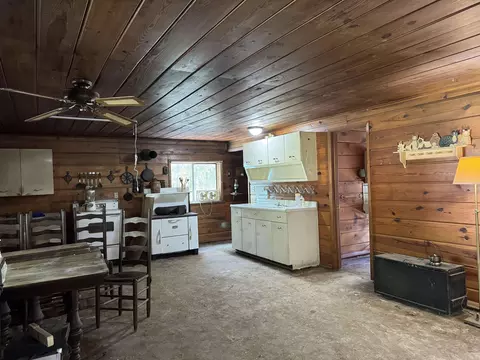 71 Cc Rd, Hardy, AR 72542 photo 5