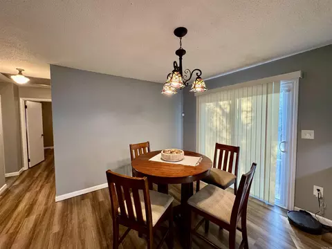 Dining - 38 Harris St, Melbourne, AR 72556 photo 2 of 2