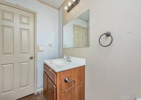 803 N Main St, Beebe, AR 72012 photo 22