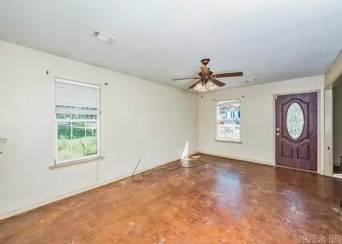 803 N Main St, Beebe, AR 72012 photo 12