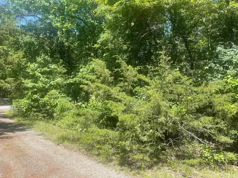 000 Dogwood Ln, Fairfield Bay, AR 72088