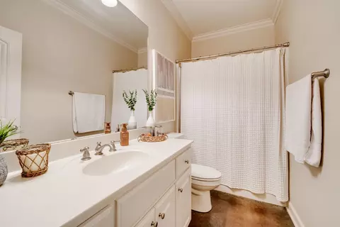 Bath - 5110 Trinity Xing, Conway, AR 72034 photo 5 of 5