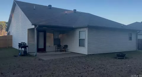 Exterior - 1316 Crossing Loop, Bryant, AR 72022 photo 4 of 9