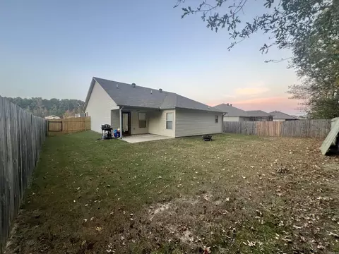Exterior - 1316 Crossing Loop, Bryant, AR 72022 photo 5 of 9