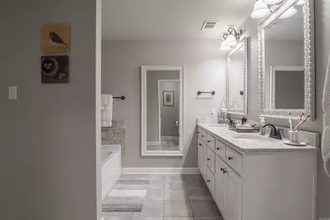 Bath - 48 Sierra Dr, Austin, AR 72007 photo 6 of 9