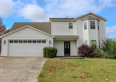103 Larkspur Dr, Searcy, AR 72143