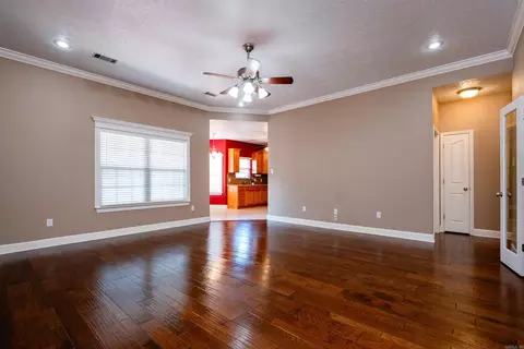 1135 Champions Dr, Conway, AR 72034 photo 6
