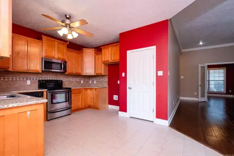 1135 Champions Dr, Conway, AR 72034 photo 17