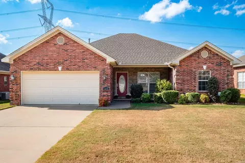 1135 Champions Dr, Conway, AR 72034 photo 2