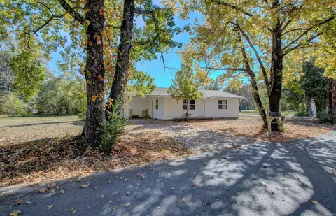 1321 S Pear St, Pine Bluff, AR 71603 photo 6
