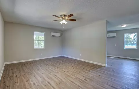 1321 S Pear St, Pine Bluff, AR 71603 photo 10
