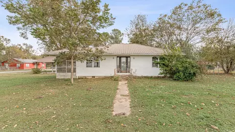 135 3rd, Biggers, AR 72413 photo 1