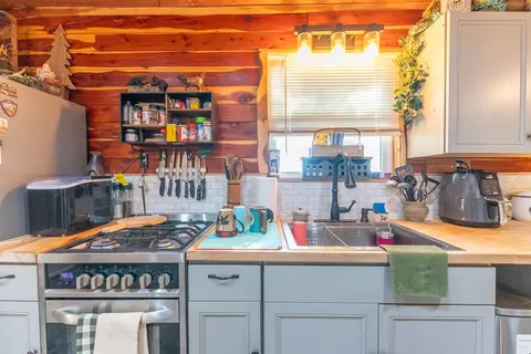 1674 Echowood Cir, Viola, AR 72583 photo 32