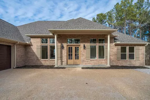 69 Manzanares Dr, Hot Springs Village, AR 71909