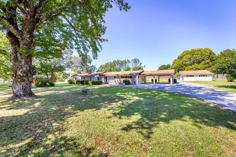216 Trailwood Dr, Heber Springs, AR 72543