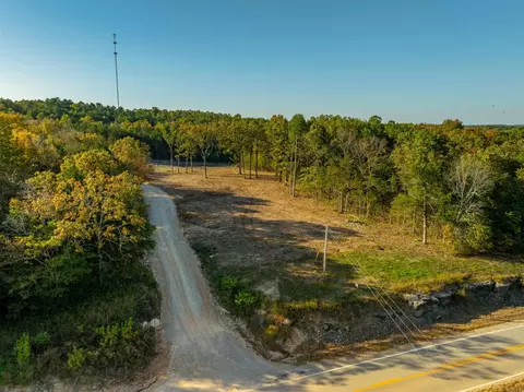Providence Rd, Evening Shade, AR 72532