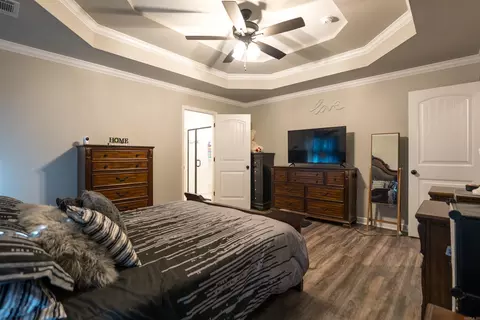 Bedroom - 13524 Mars Hl, Bauxite, AR 72011 photo 2 of 4