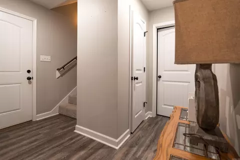 Entry Way - 13524 Mars Hl, Bauxite, AR 72011 photo 3 of 4