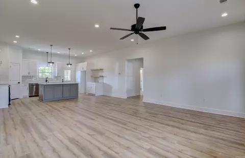 16 Dandelion Dr, Greenbrier, AR 72058 photo 8