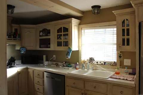 2212 E Lakeview, Benton, AR 72015 photo 15