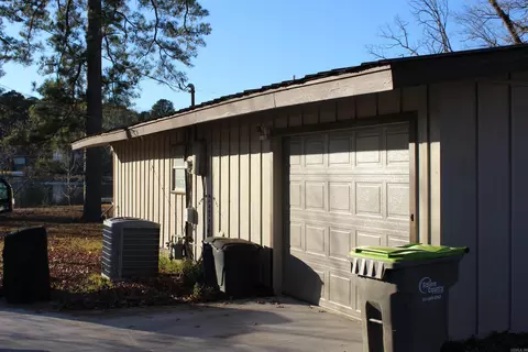 2212 E Lakeview, Benton, AR 72015 photo 3