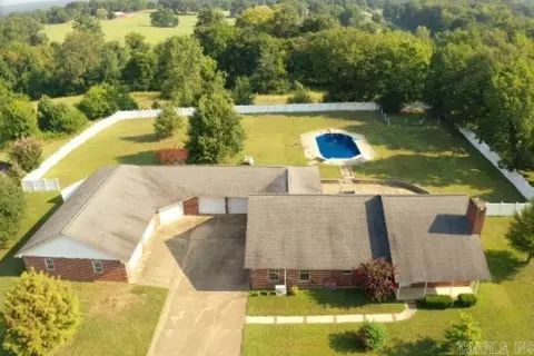 100 Long Meadow Dr, De Queen, AR 71832 photo 1