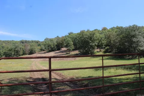 001-08869 000 Mc 8118, Yellville, AR 72687