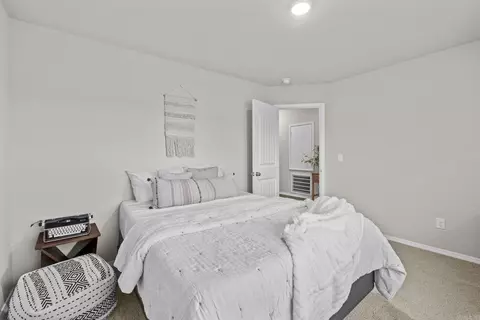 Bedroom - 19 Erwin Dr, Austin, AR 72007 photo 4 of 6