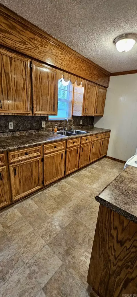 203 NE 2nd St, Corning, AR 72422 photo 5